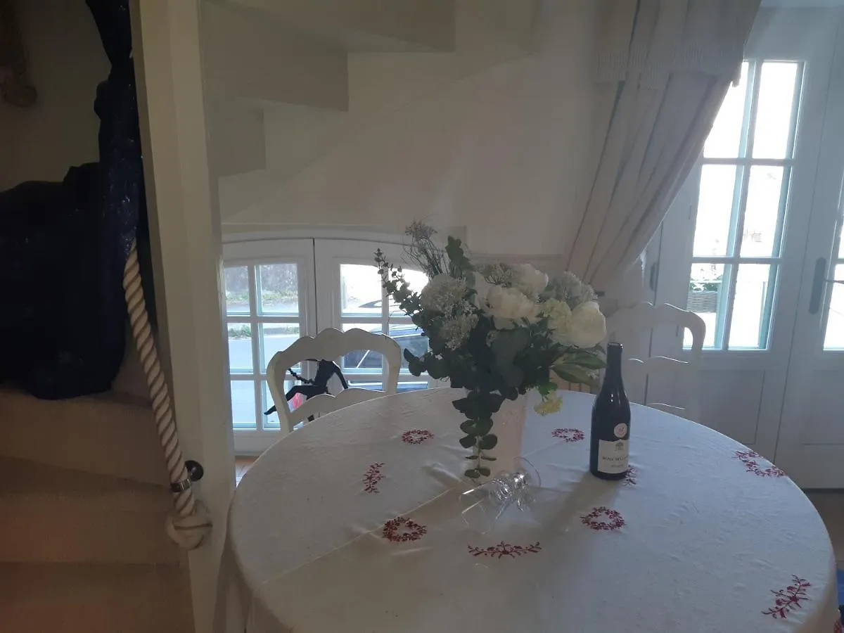 Bri22 -Lanvallay - La Petite Madeleine Villa Dinan France