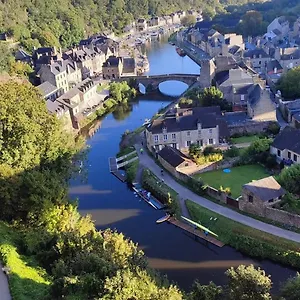 Escapade Sur Le Port De Dinan